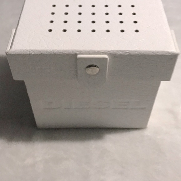 Diesel leather bracelet - Picture 8 of 9